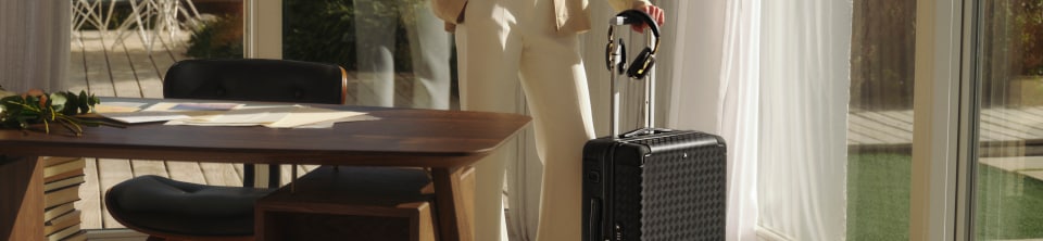 My4810_1920x444