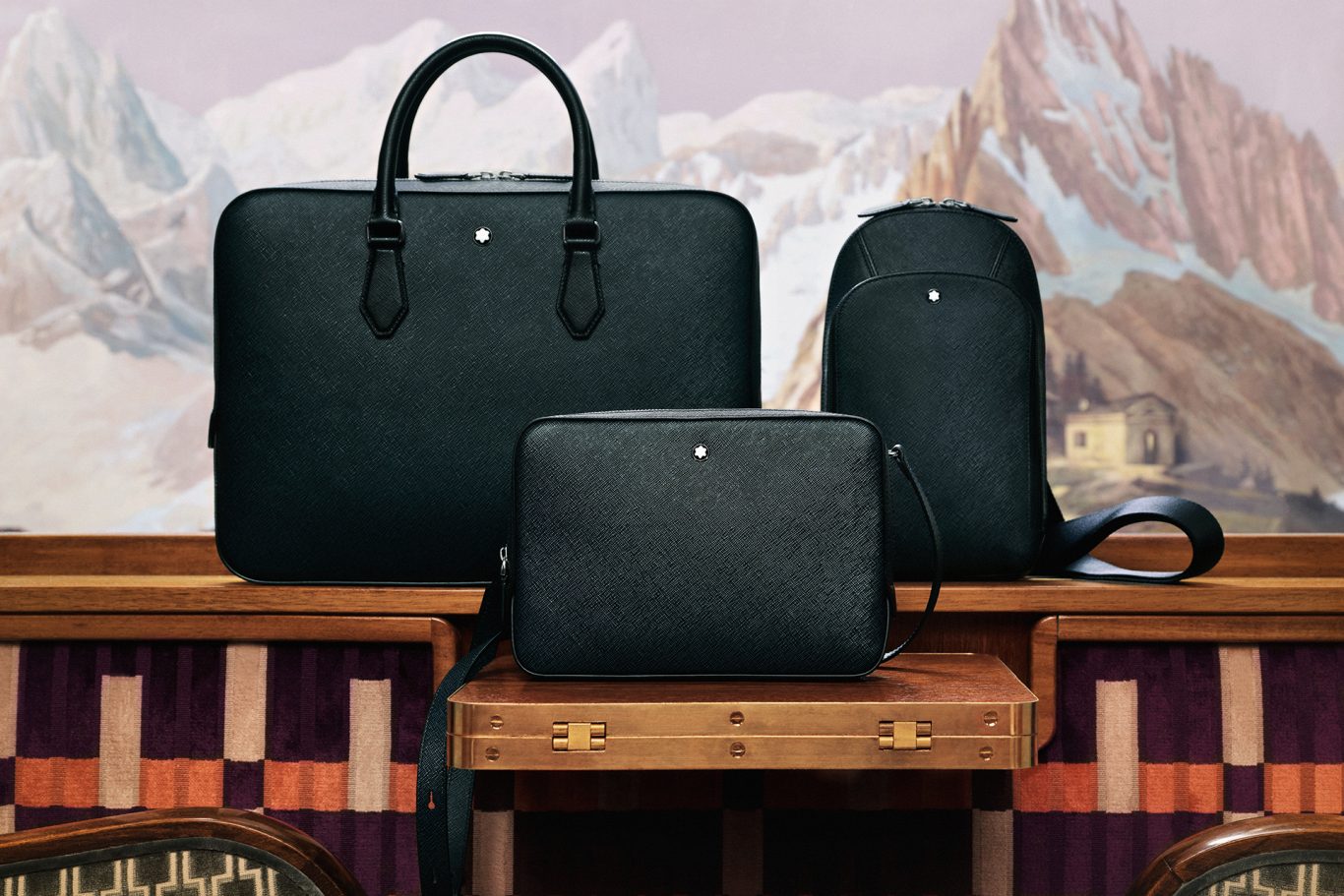 /content/dam/mtb/assets/categories/gifts/business-travel/business_travel_upd/Business_Travel_PLP Inlay_1920x1280_PNG.png