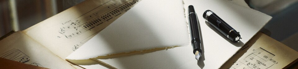 YNAP_Donation_Pen_1920x444
