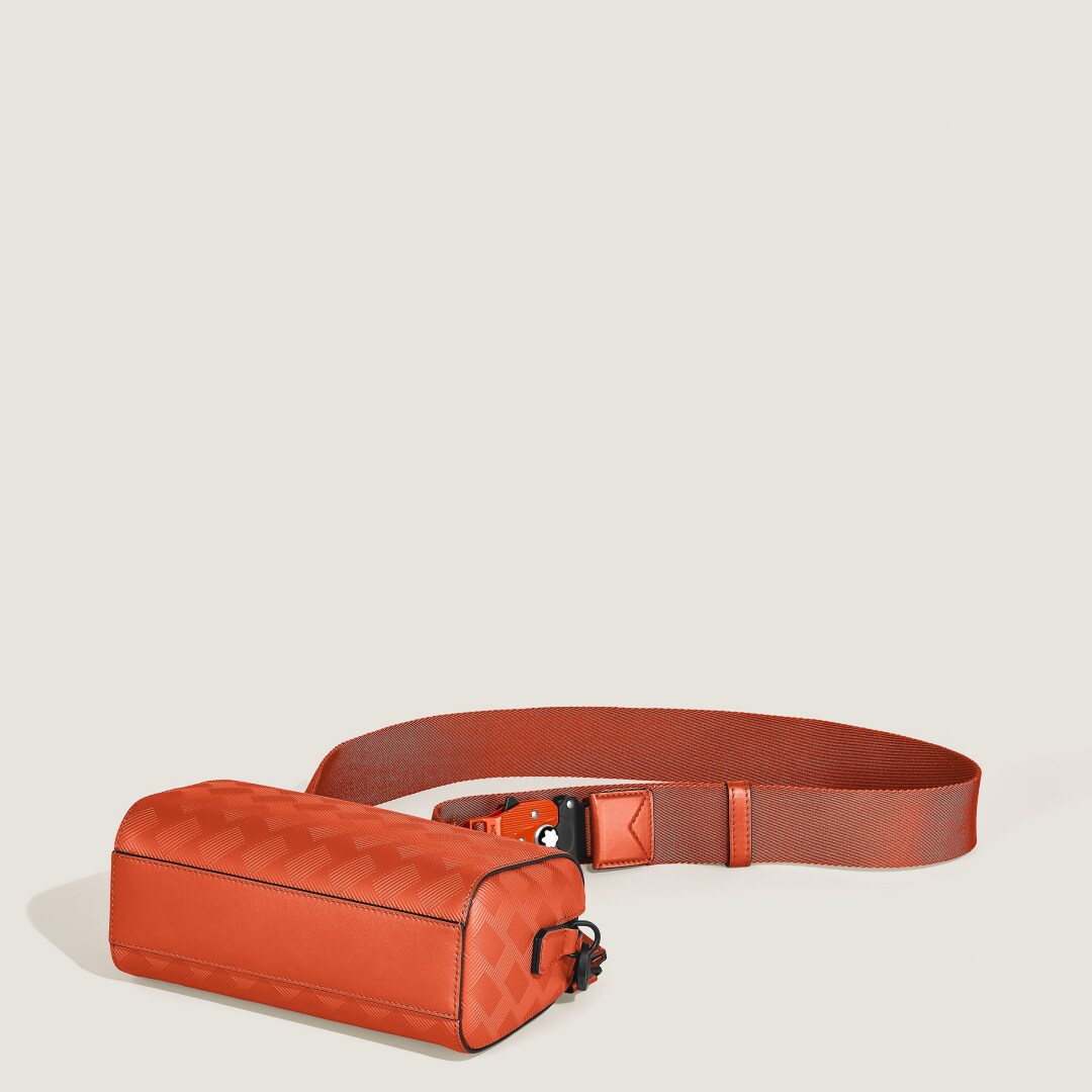 몽블랑 M LOCK 4810 버클을 갖춘 142 미니 백