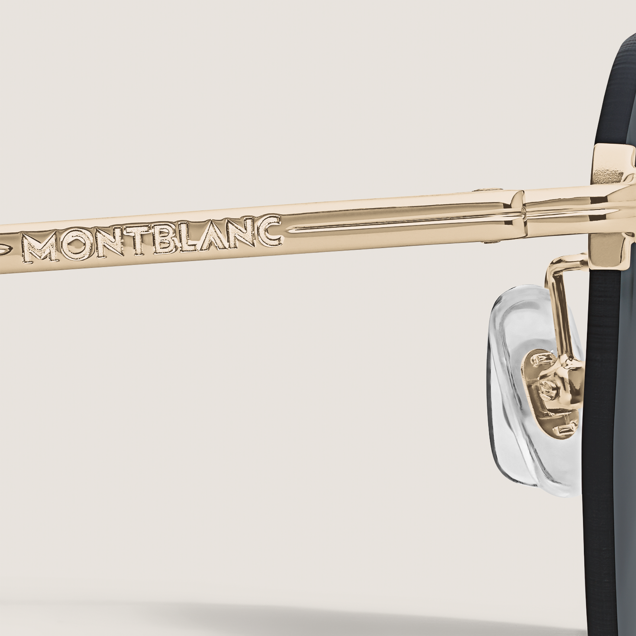 نظارات شمسية مستديرة بإطار معدني ذهبي اللون