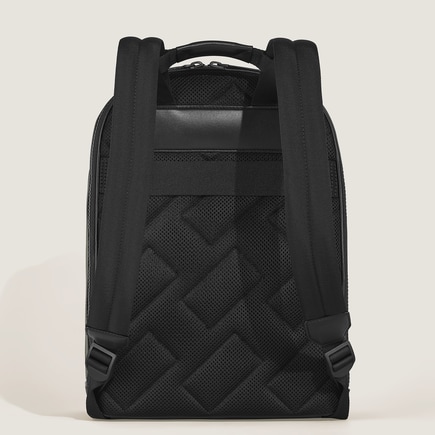 Medium Backpack with 3 Compartments in Extreme Leather