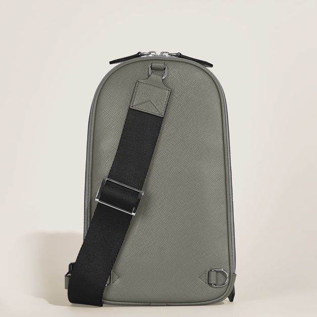 Medium On-Body Bag in Sartorial Leather - 4