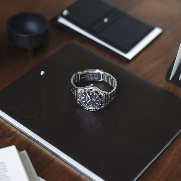 Montblanc Iced Sea Automatic Date - 5