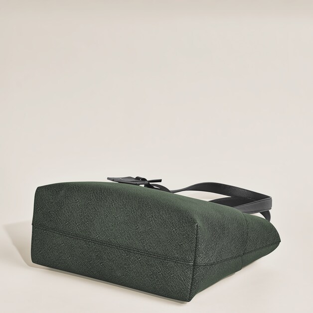 Tote Bag in Sartorial Leather - 8