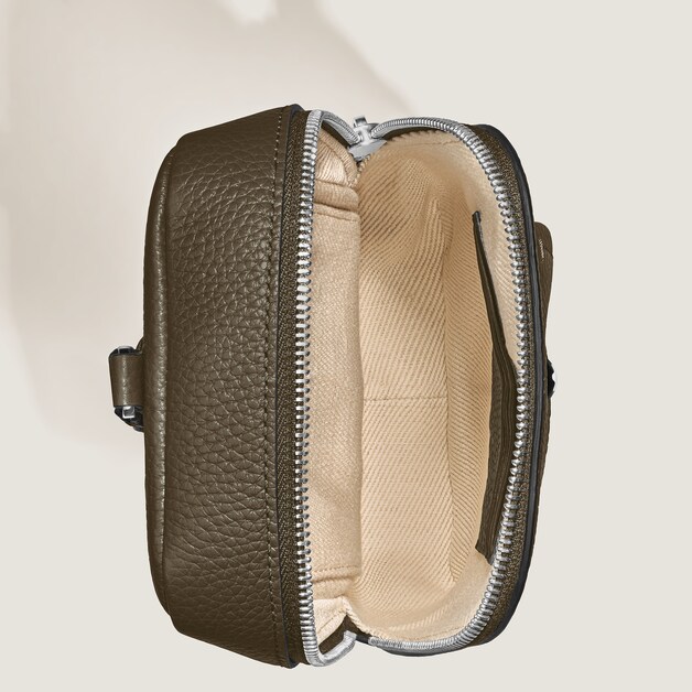 モンブラン コンパニオン スモール オン ボディ バッグ - 7