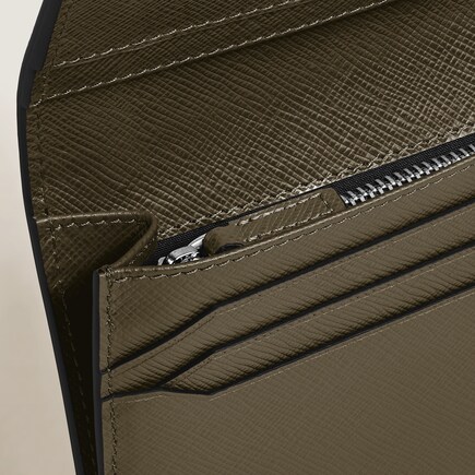 Long Wallet 14cc with Zip in Sartorial Leather