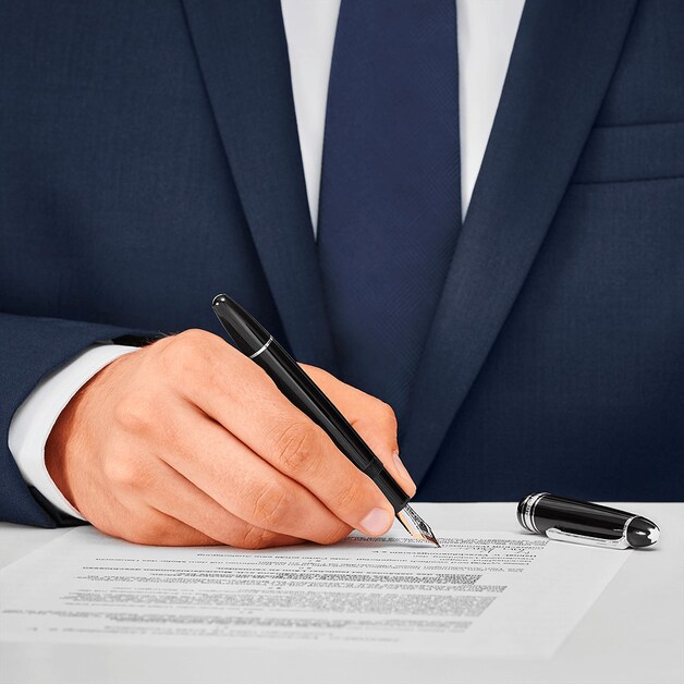 Meisterstück Platinum-Coated LeGrand Traveler Fountain Pen - 4