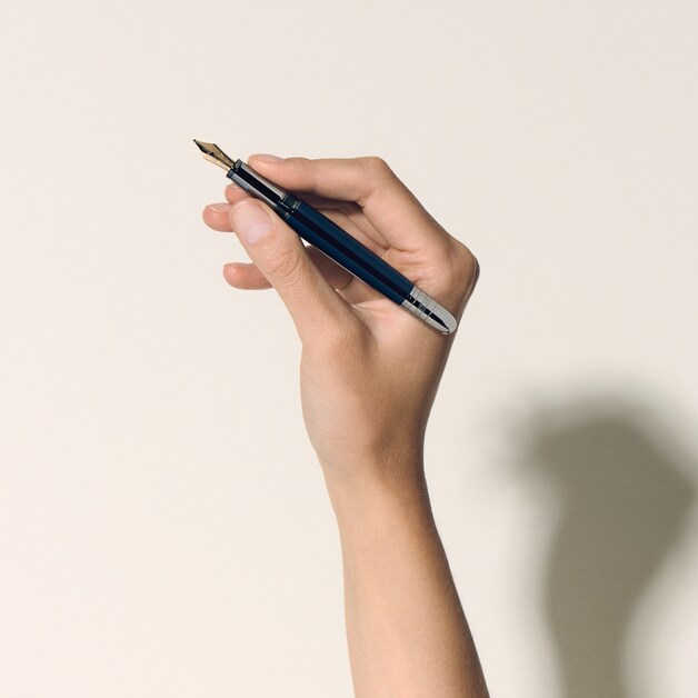 Meisterstück Around the World in 80 Days Doué Classique Fountain Pen - 4