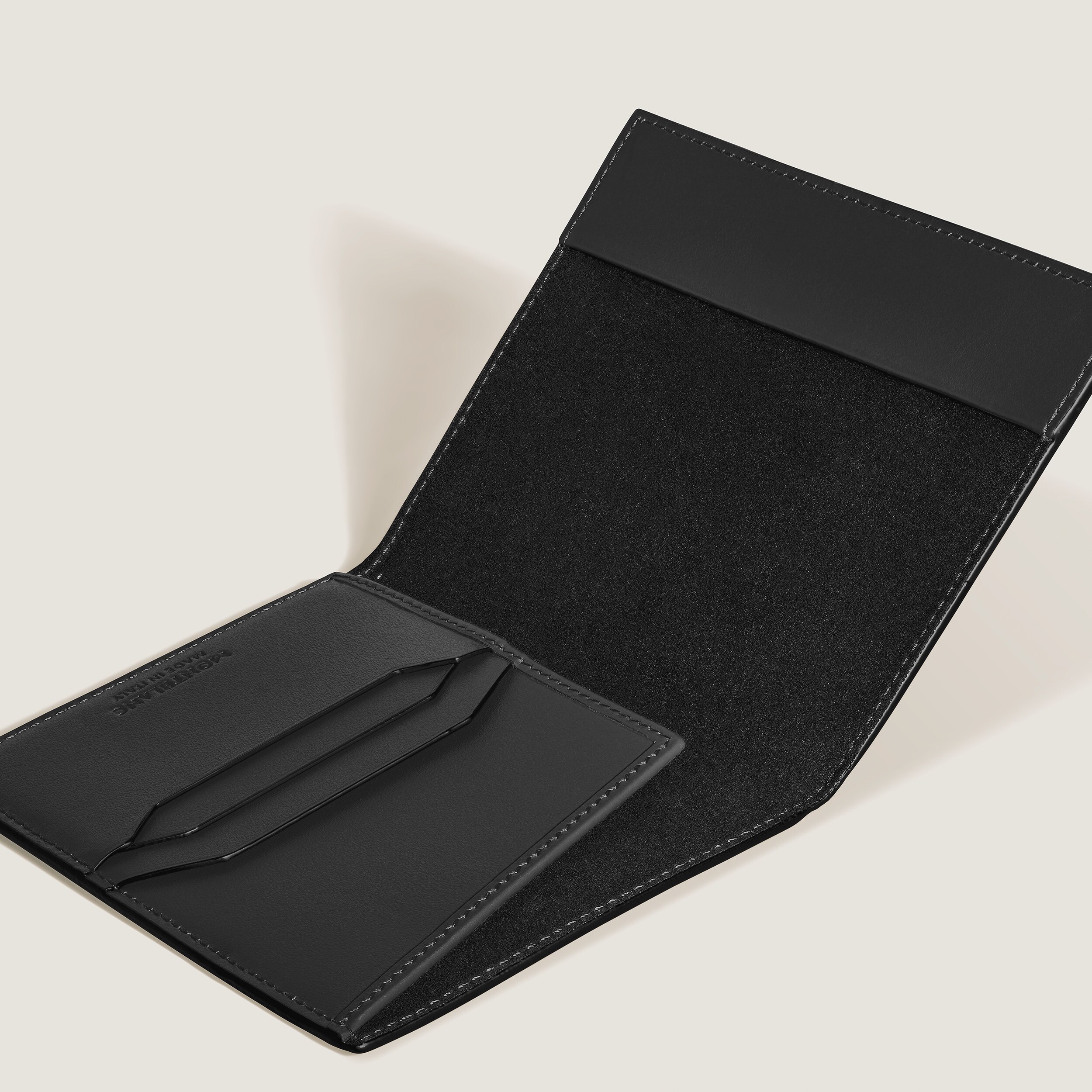 Passport Holder in Extreme Leather