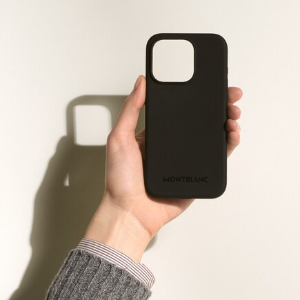 Hardshell Case for iPhone 16 Pro with MagSafe in Silicone 