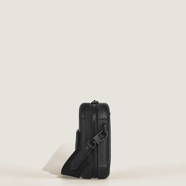 Travel case - 4