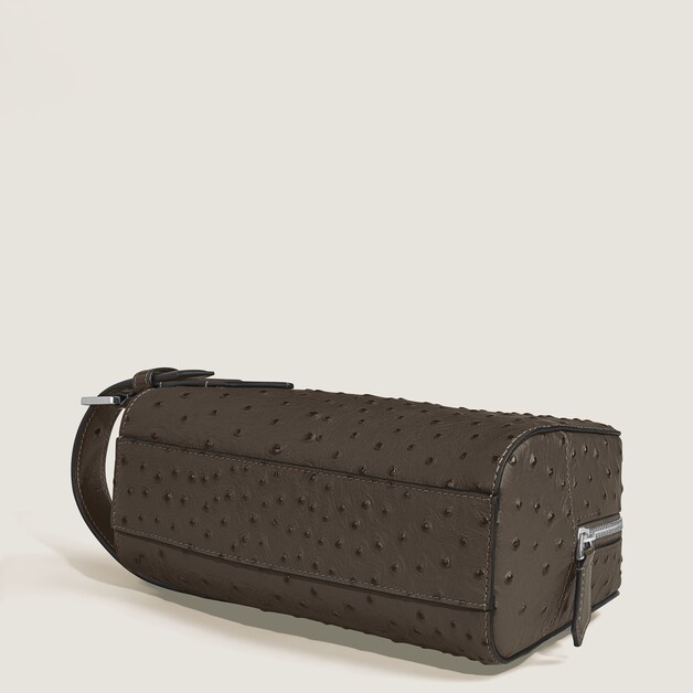 Wash Bag in Sartorial Leather - 7
