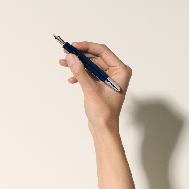 Meisterstück Around the World in 80 Days LeGrand Fountain Pen - 4