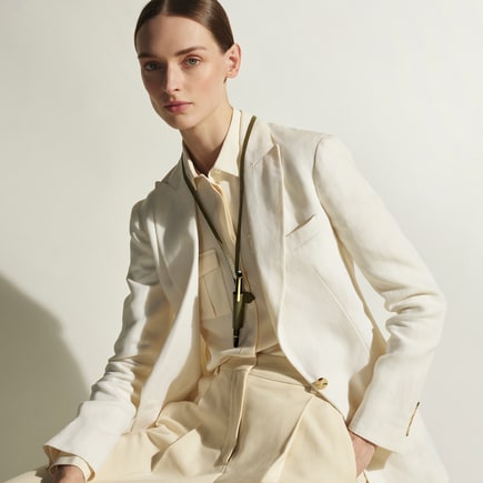 1-Pen Loop Necklace in Sartorial Leather