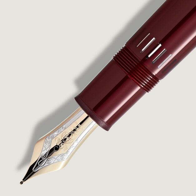 Meisterstück Burgundy Red 149 Fountain Pen - 2