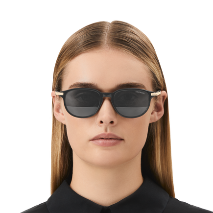 Squared Sunglasses with Black Coloured Acetate Frame