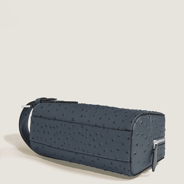 Wash Bag in Sartorial Leather - 7