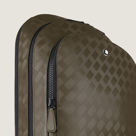 Medium Backpack with 3 Compartments in Extreme Leather