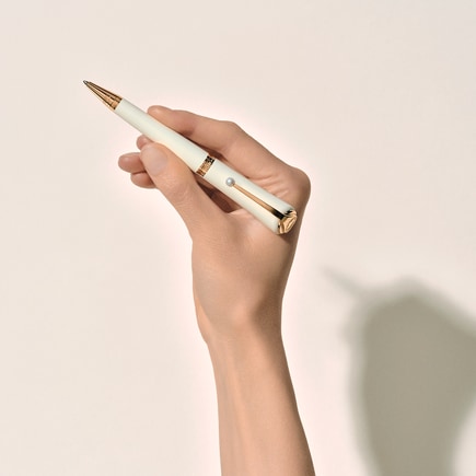 Montblanc Marilyn Monroe Special Edition Pearl Ballpoint Pen
