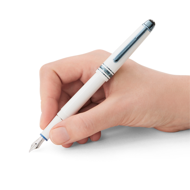 Meisterstück Glacier Classique Fountain Pen (F) White - 4