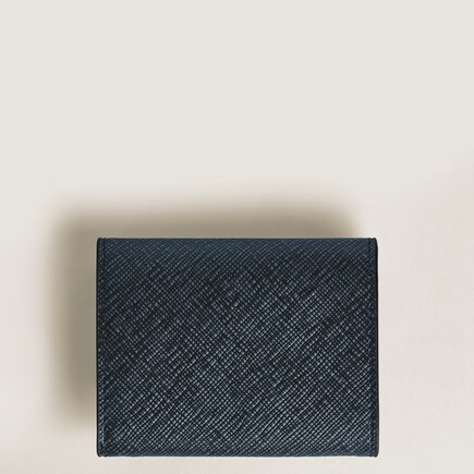 Sartorial coin case