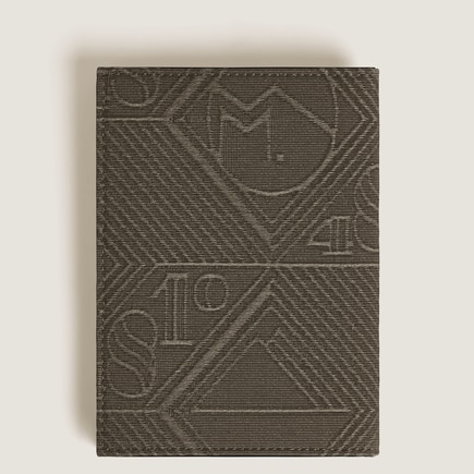 4810 jacquard passport holder