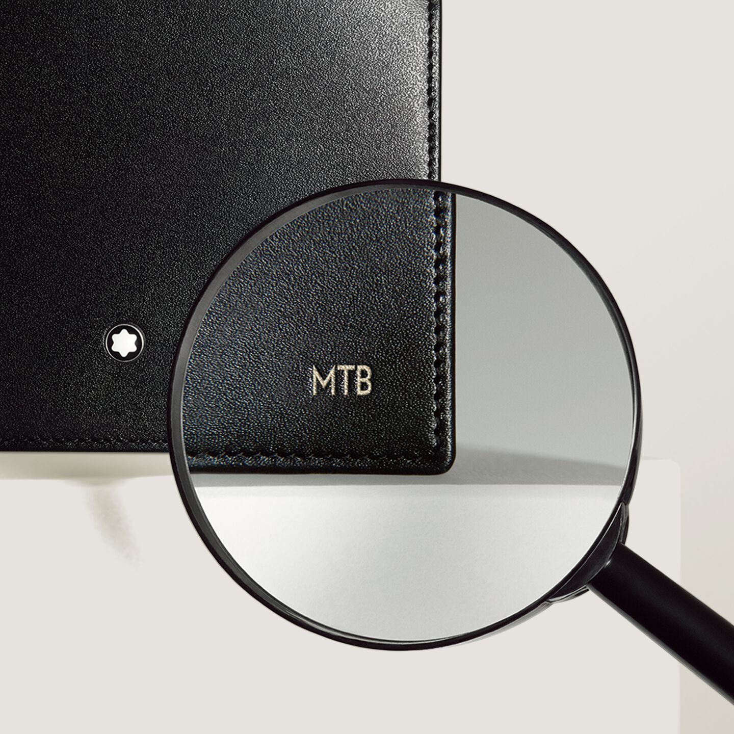 Personnalisation des Pi&egrave;ces en Cuir